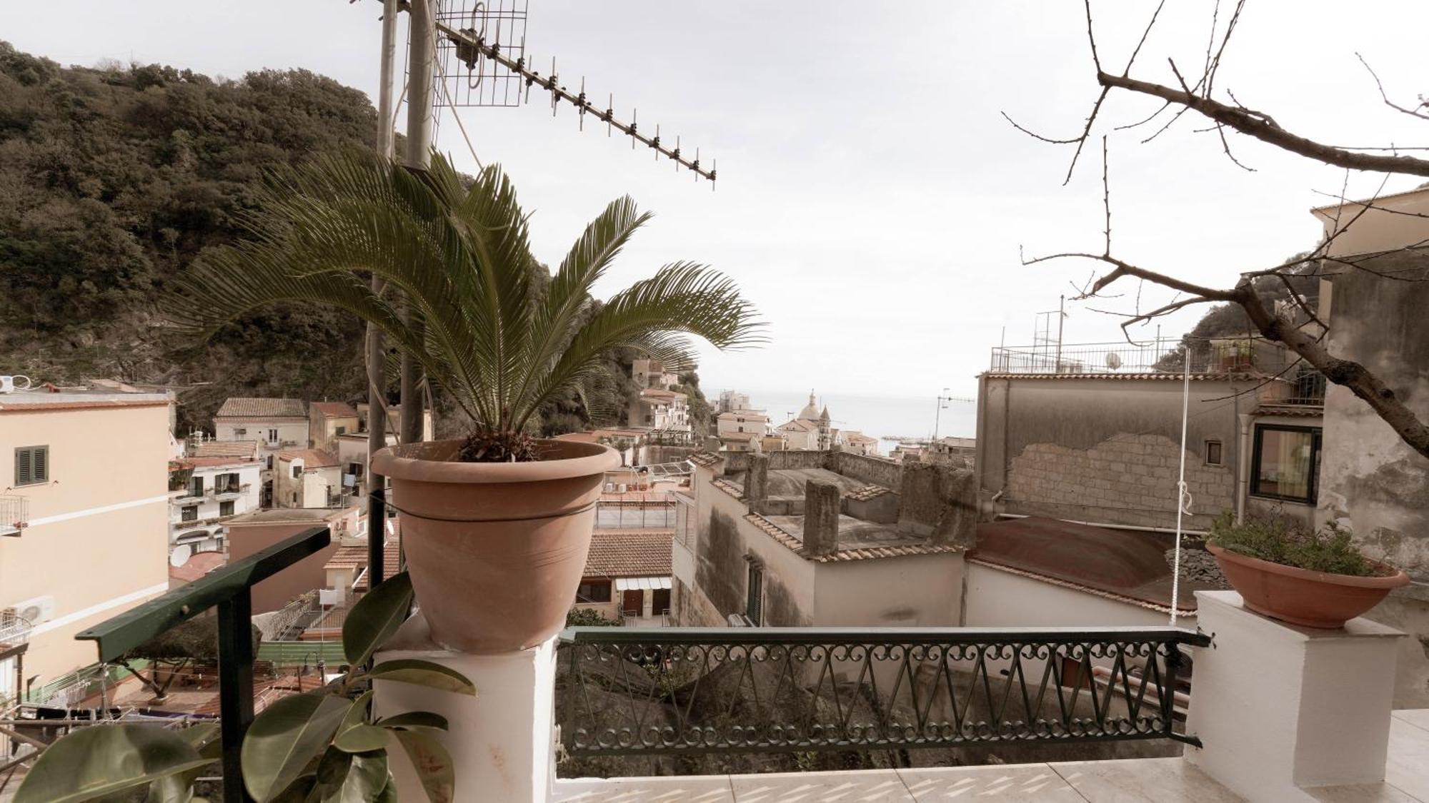 Casa Nel Borgo Dei Gatti Cetara Exterior foto